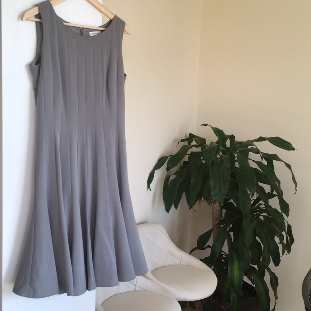 Classic Calvin Klein Dress - 8